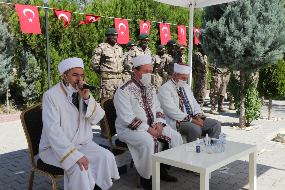 15 Temmuz Şehitleri Mezarları Başında Anıldı…