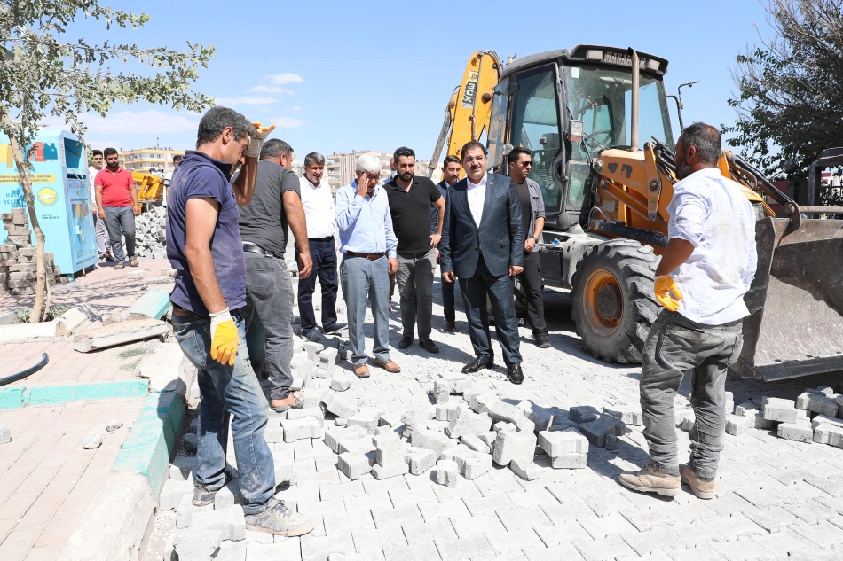 Başkan Canpolat Parke Çalışmalarını İnceledi