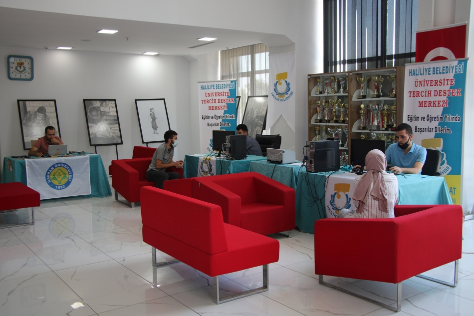 Haliliye Belediyesinden Öğrencilere Ücretsiz Tercih Danışmanlığı