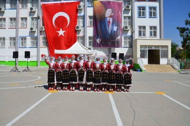 2021-2022 Eğitim Öğretim Yılı '' İlköğretim Haftası '' Kutlamaları Başladı