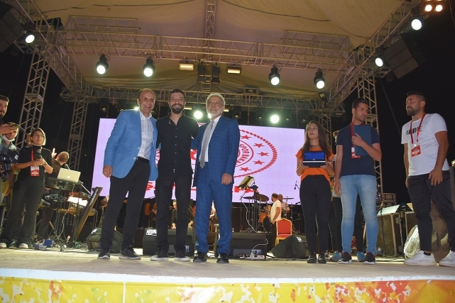 Harran Üniversitesi'nde Güz Şenliği Düzenlendi