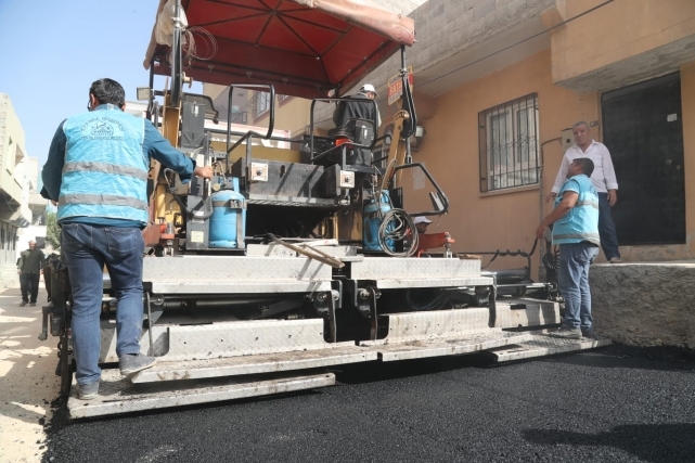 Eyyübiye’de Asfalt Atağı Devam Ediyor