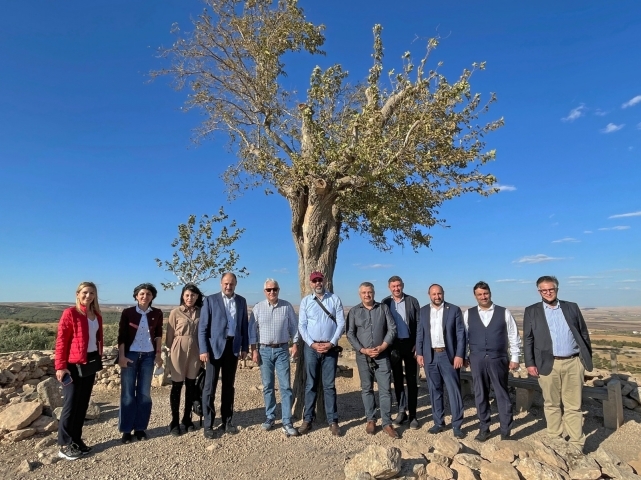 Gülpınar avrupalı parlamenterleri Urfa'da ağırladı.