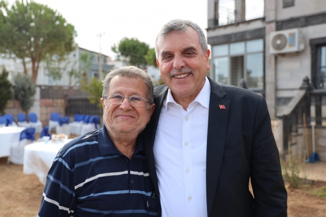 Başkan Beyazgül’den İzmir’de Esnaf ve Stk Ziyaretleri