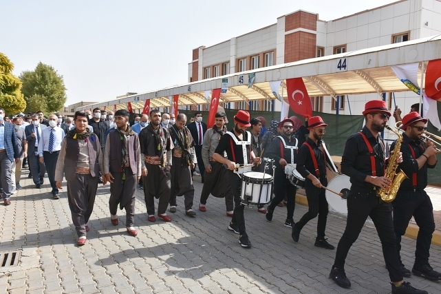 Harran Üniversitesi'nde Güz Şenliği Düzenlendi