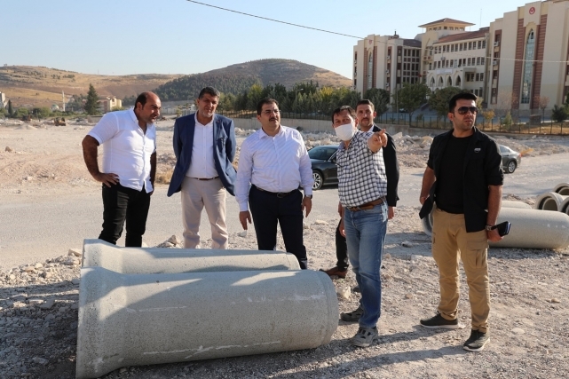 Başkan Canpolat: Millet Bahçesinin İnşaatı Hızla Sürüyor