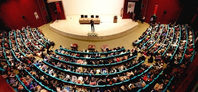 Harran Üniversitesi'nde Güz Şenliği Düzenlendi