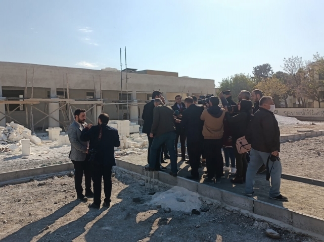Başkan Canpolat, basınla birlikte projeleri gezdi!