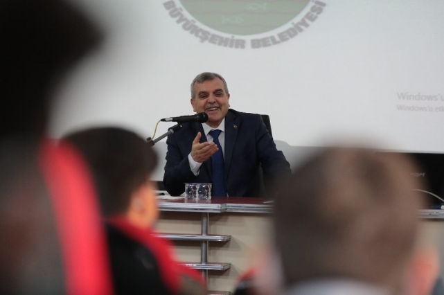 Beyazgül, gençlerin sorularını yanıtladı