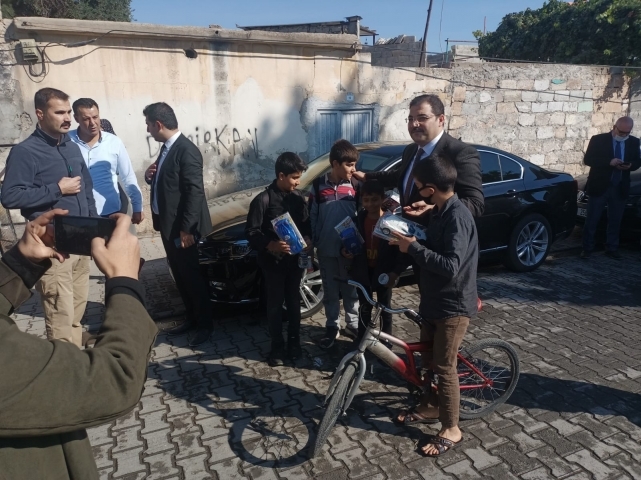 Başkan Canpolat, basınla birlikte projeleri gezdi!