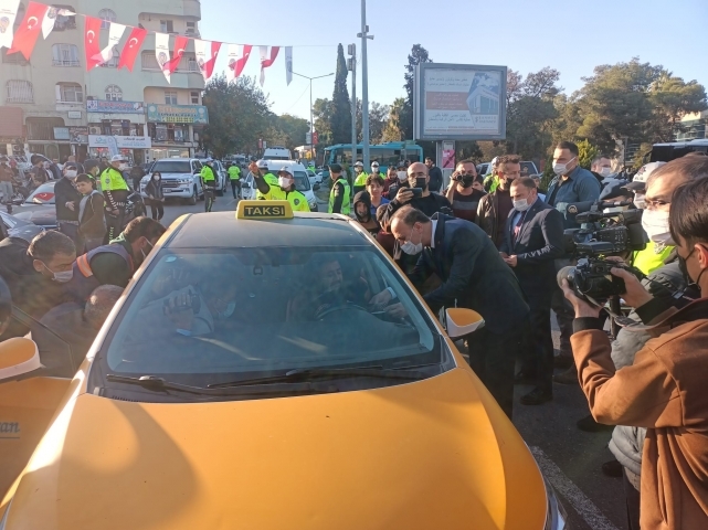 Vali Erin'den "Bi Hareketine Bakar Hayat" kampanyasına destek