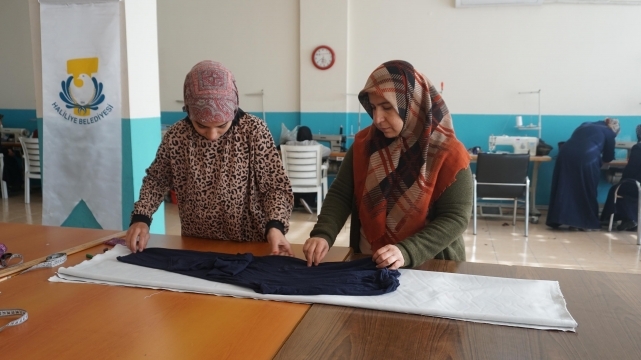 Başkan Canpolat'tan kadınlara pozitif ayrıcalık