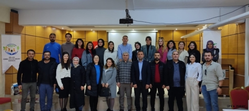 HİLVANLI ÖĞRETMEN VE ÖĞRENCİLERE AKIL ZEKÂ OYUNLARI EĞİTİMİ