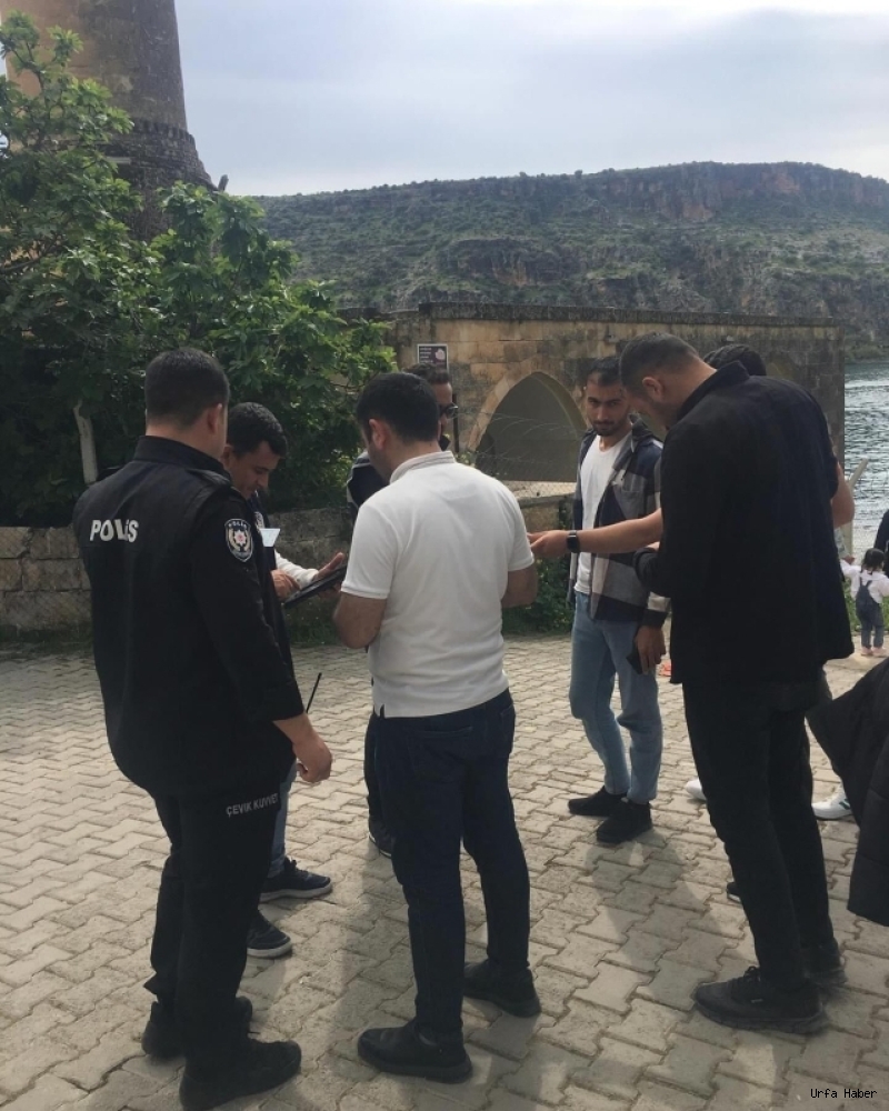HALFETİ ZİYARETÇİ AKININA UĞRADI