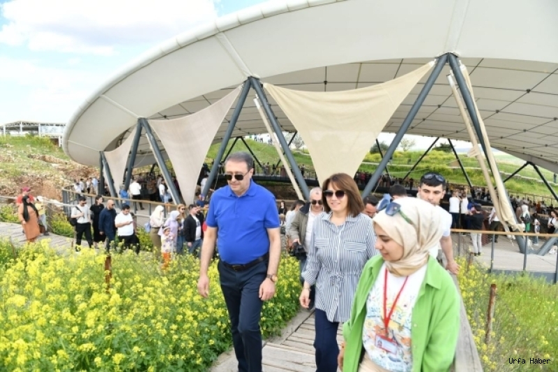 BAYRAM TATİLİNDE GÖBEKLİTEPE ŞENLENDİ