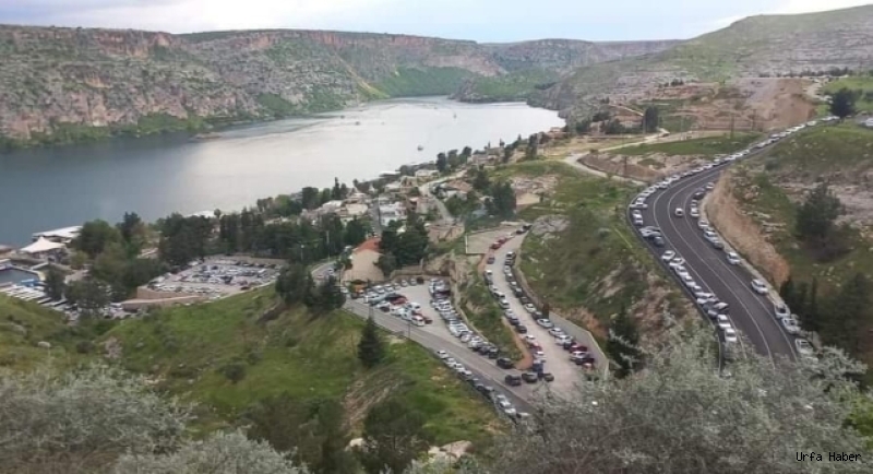 HALFETİ ZİYARETÇİ AKININA UĞRADI