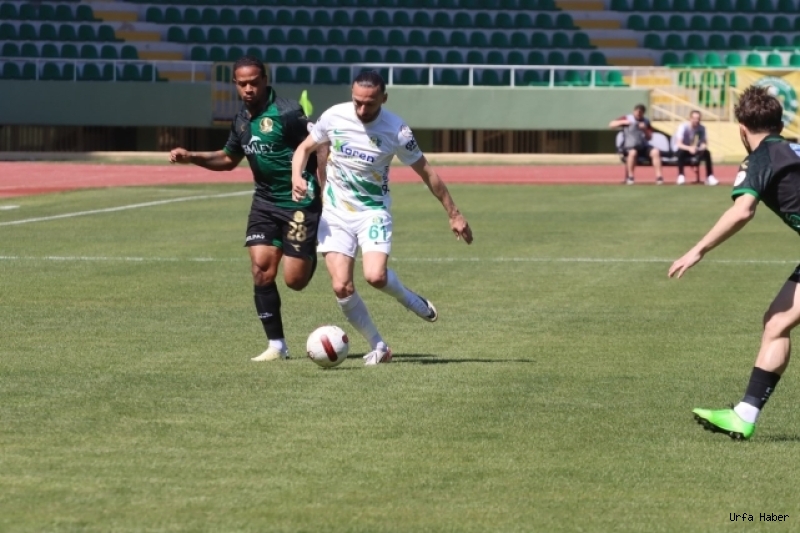 URFASPOR SAKARYASPOR'U URFA'DA DEVRDİ 2- 0