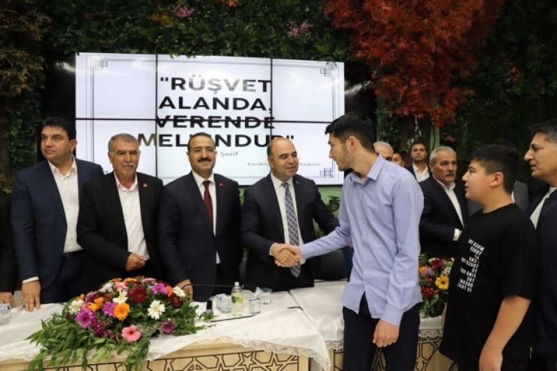 BAŞKAN ÇİFTÇİ KARAKÖPRÜ'DE VATANDAŞLARLA BAYRAMLAŞTI