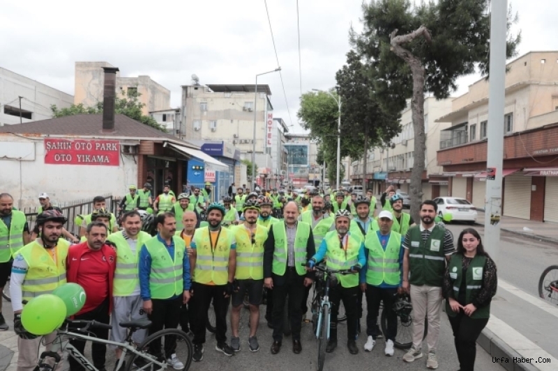 BAŞKAN GÜLPINAR FARKINDALIK İÇİN PEDAL ÇEVİRDİ