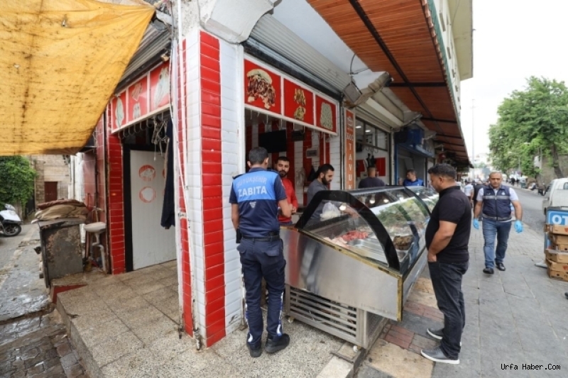ŞANLIURFA BÜYÜKŞEHİR ZABITA’DAN KASAP VE KALDIRIM İŞGALİ DENETİMİ