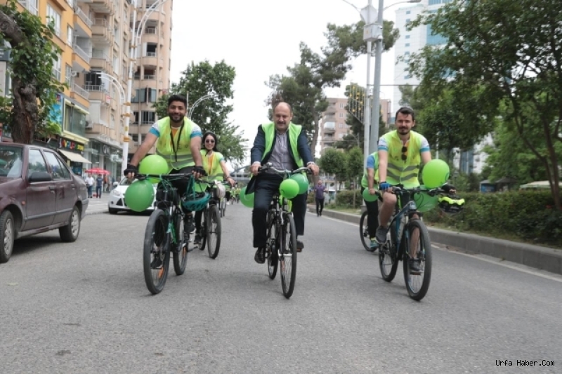 BAŞKAN GÜLPINAR FARKINDALIK İÇİN PEDAL ÇEVİRDİ