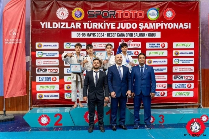 HALİLİYELİ GENÇLER, MİLLİ TAKIMA GİTMEYE HAK KAZANDI