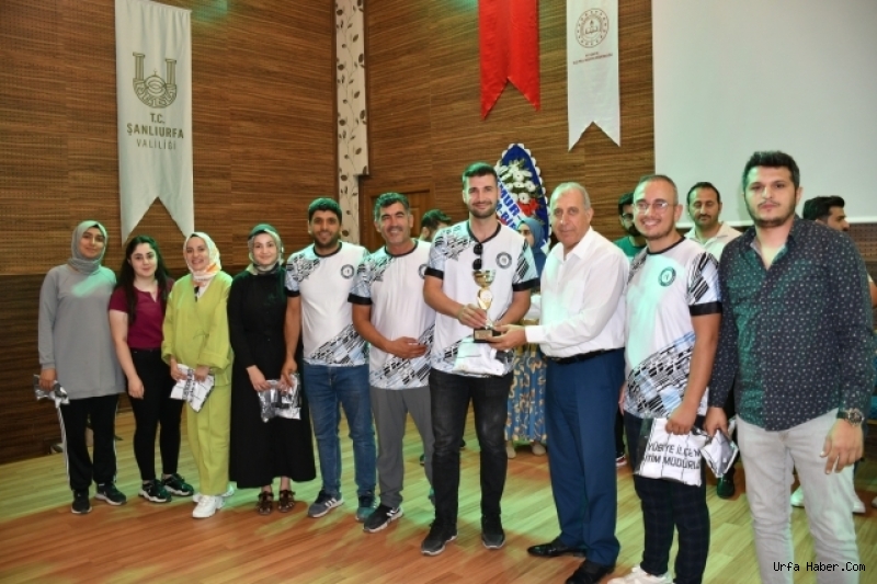 OVANIN BAŞAKLARI ÖDÜLLERİ SAHİPLERİNİ BULDU