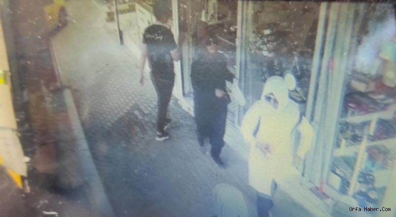 URFA'DA GÜNEŞ GÖZLÜKLÜ KADINLAR HIRSIZLIK YAPTI