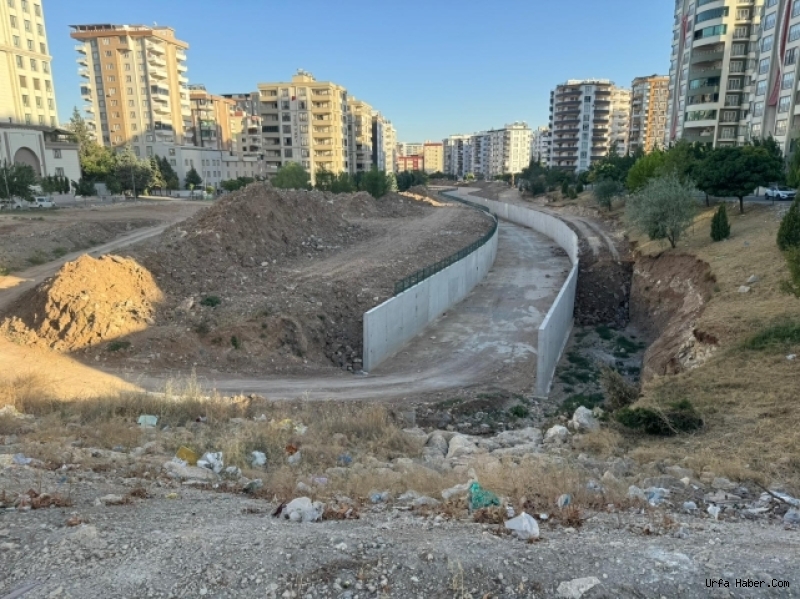 Urfalılar Dere Islah Çalışmalarının Tamamlanmasını İstiyor