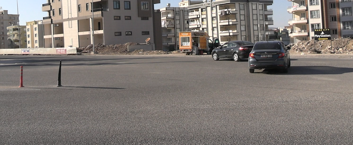 Şanlıurfa Karaköprü'de  Tehlike Saçan Kavşak...