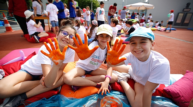 470 bin öğrenci açık havada ders yaptı