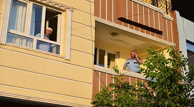 Balkondaki silahlı kavgada sokaktaki 7 kişiyi yaraladı