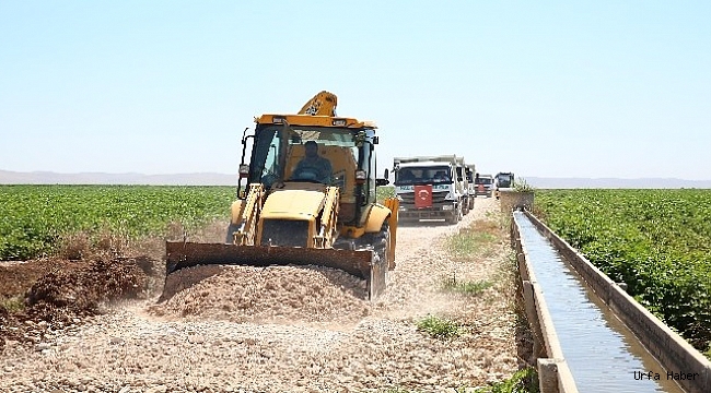 Haliliye'de kırsal mahallelerin yol çalışmaları sürüyor