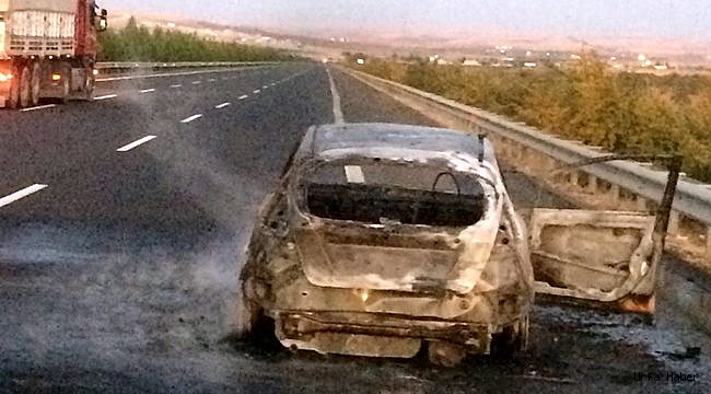 Şanlıurfa'da seyir halindeki otomobil yandı