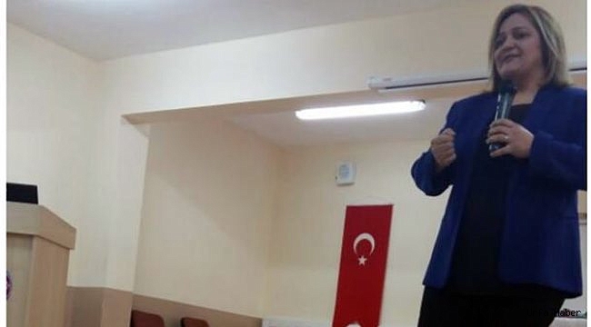 Aileler ve çocuklar konulu konferans yapıldı