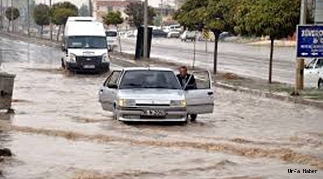 Urfa Yağmura Teslim Oldu