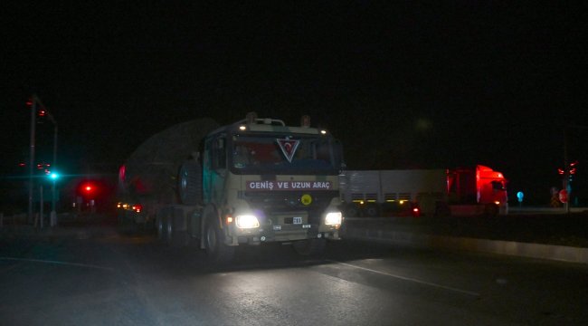 Suriye sınırına zırhlı araç sevkiyatı