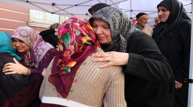 "Diyarbakır anneleri"ne destek ziyareti