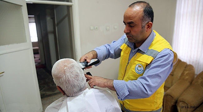 Haliliye’de evde bakım hizmeti sürüyor