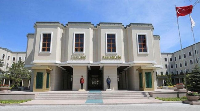 Türkiye 2 Teröristi Sınır Dışı Etti