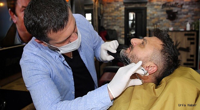 Berberler Açılıyor, Yaşlı ve Gençlere Kısıtlı İzin