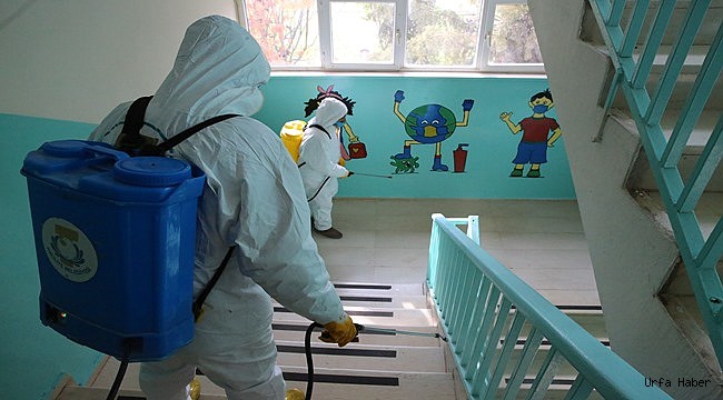 Haliliye Belediyesi, Kırsal Mahallelerdeki Okulları Dezenfekte Ediliyor