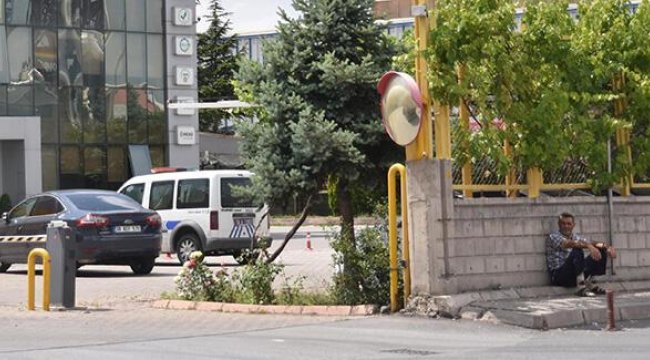Fabrikada gazdan zehirlenen 1 işçi öldü, 9 işçi hastaneye kaldırıldı