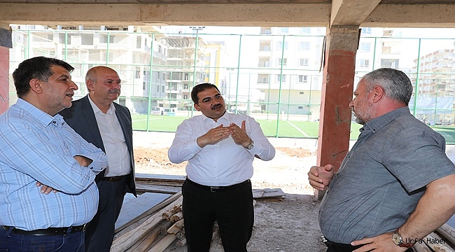 Başkan Canpolat, Karşıyaka'da Yükselen Kalıcı Eserleri İnceledi.