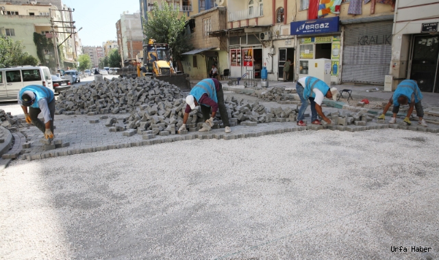 Haliliye Belediyesinden İki Mahallede Parke Çalışması