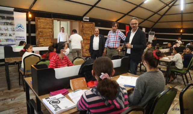 Başkan Kuş. Öğrencileri Yanlız Bırakmıyor.