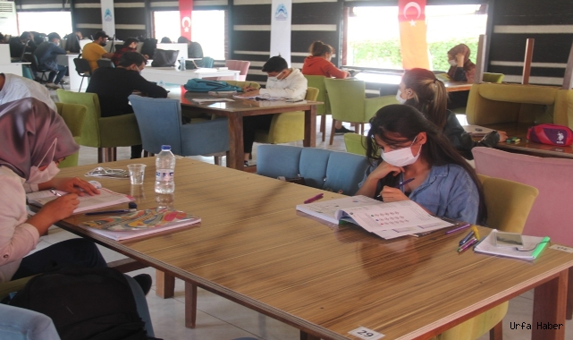 Eyyübiye'de Öğrencilerden Başkan Kuş'a Teşekkür