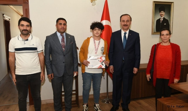 Dünya şampiyonu Vali Erin ile görüştü