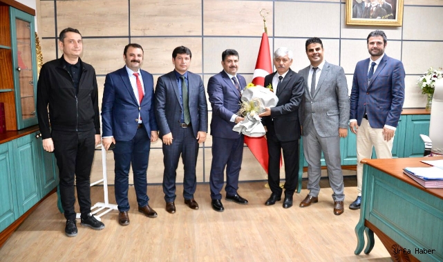 Okullar Platformu'ndan Müdür Kurt'a ziyaret