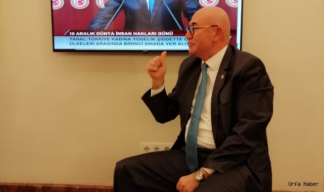 Tanal, "Hülya Avşar'ı, halkın arasında simit yemeye de bekleriz"